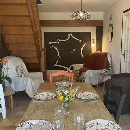 Au Coeur De La Nature Avec Terrasse Privative - Fr-1-489-461 Saligny-sur-Roudon